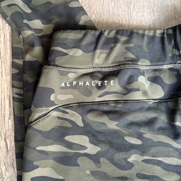 Alphalete Camo Print Joggers women’s size XL casual athleisure - Picture 7 of 10